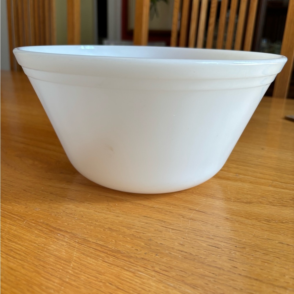 Vintage Federal Glass White Double Band Heat Proof Mixing Bowl